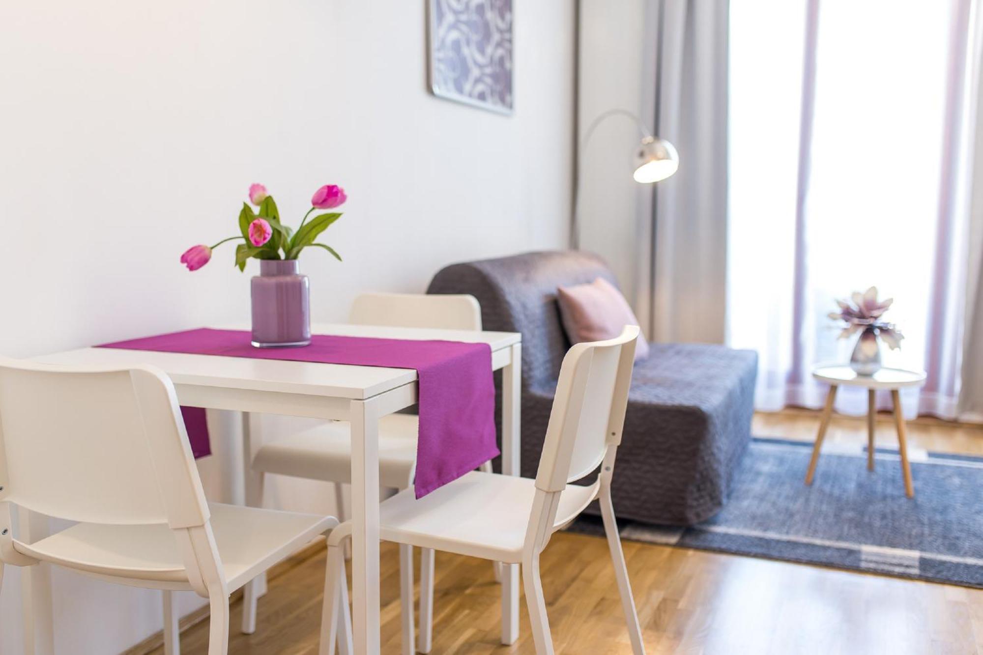 Colours Superior With Free Parking בודפשט